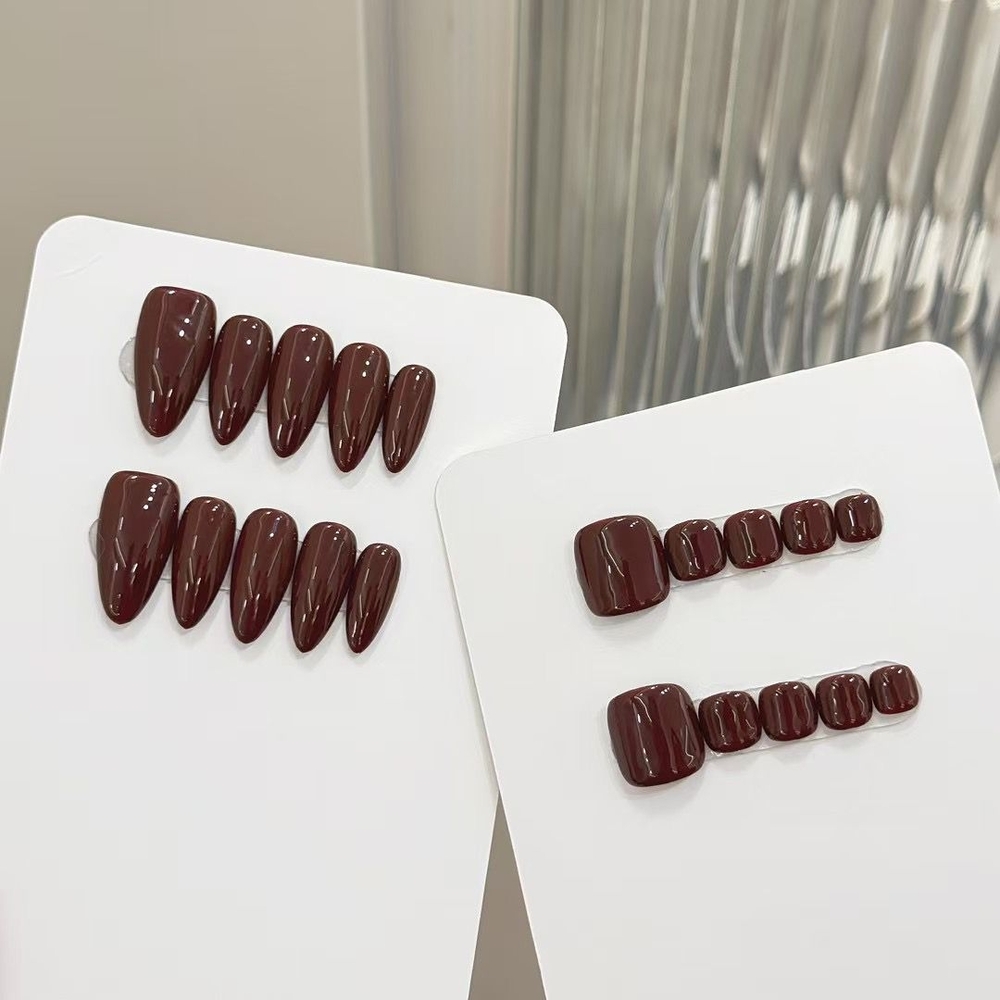 Brown Press-On Nails Set